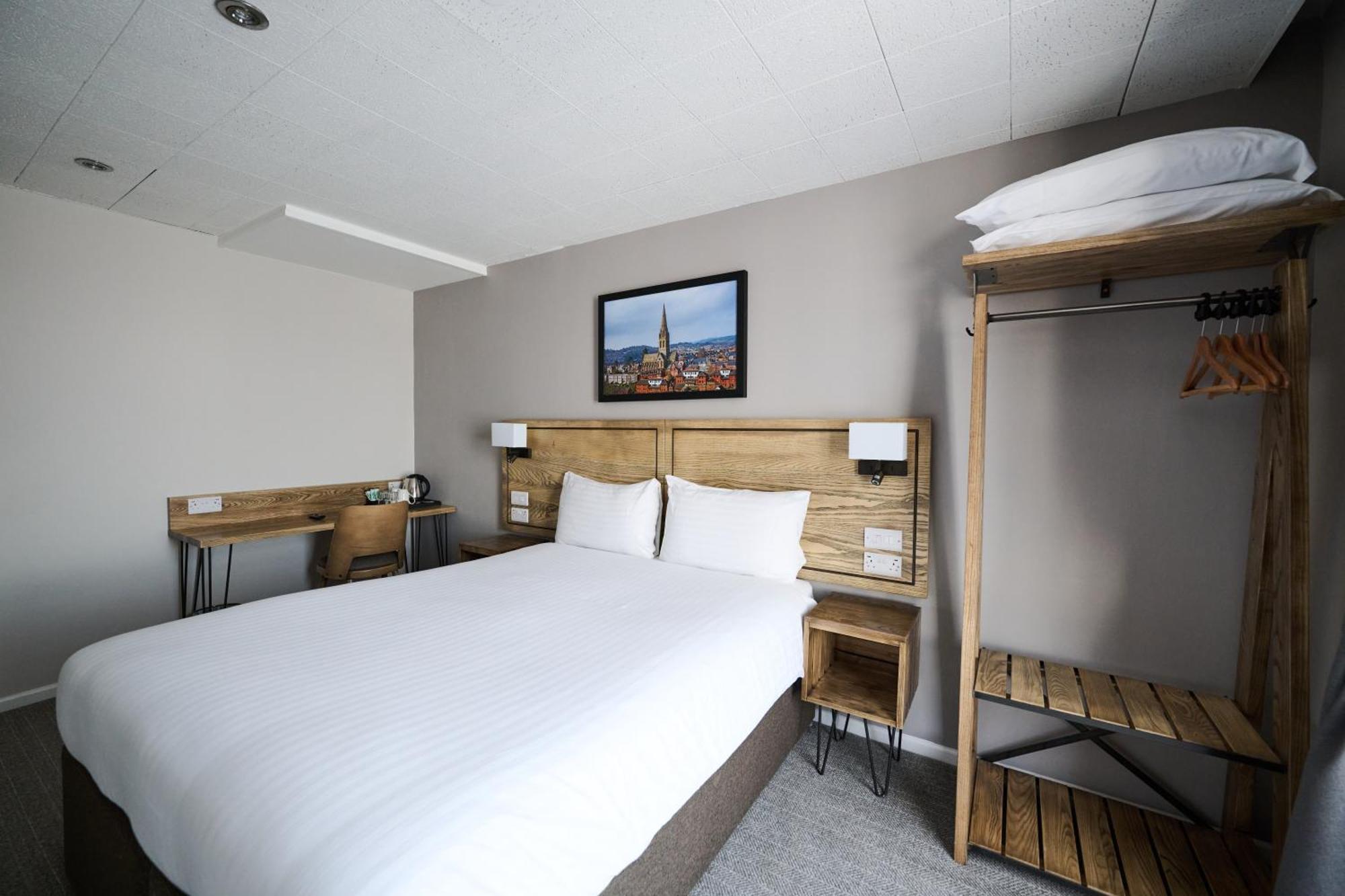White Hart, Exeter By Marston'S Inns Екстериор снимка